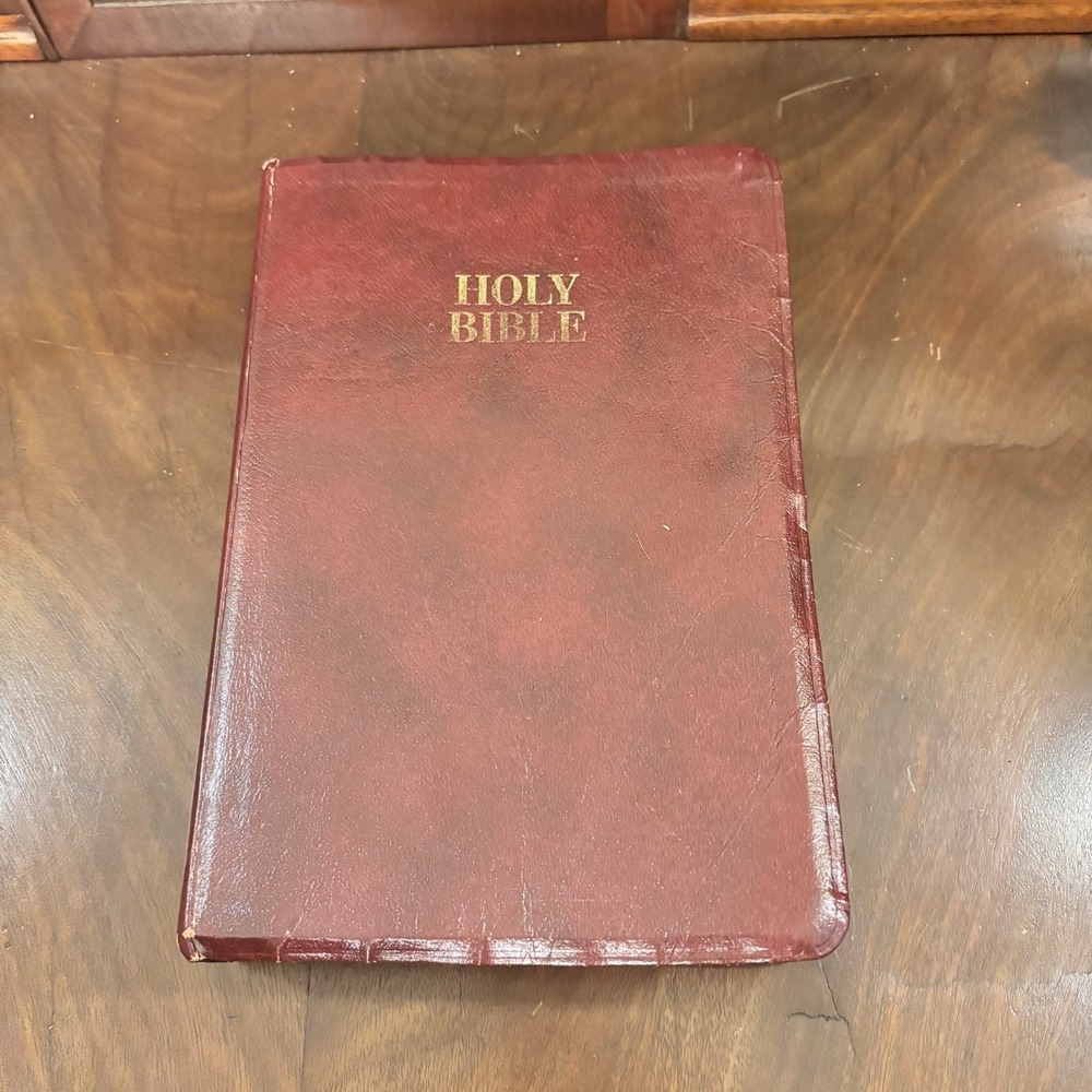 Holy‎ Bible KJV Giant Print Reference Red Letter Regency Nelson Family Record